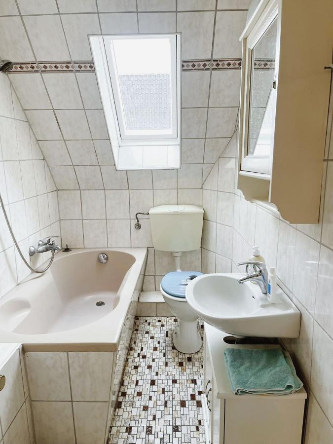 Messezimmer Laatzen 30880 Hanover Exterior photo